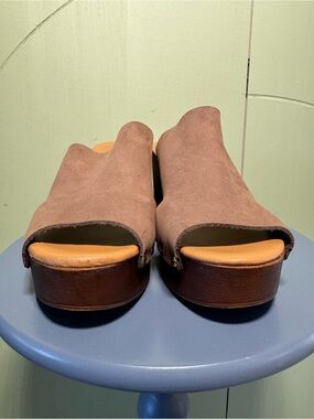 Suede Open-Toe Slide Mules in Taupe Brown